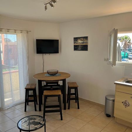 Plein Sud, Bel Appartement 20 Metres De La Plage La Capte Hyères Buitenkant foto