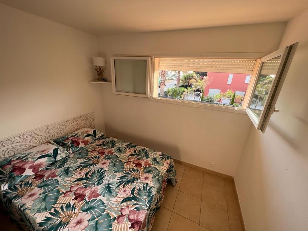 Plein Sud, Bel Appartement 20 Metres De La Plage La Capte Hyères Buitenkant foto